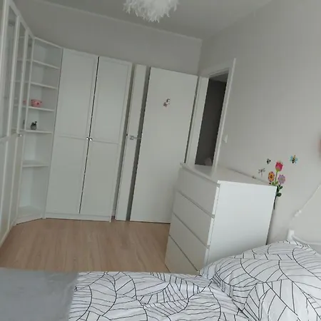 アパート Apartament Bialy Brylant グディニャ